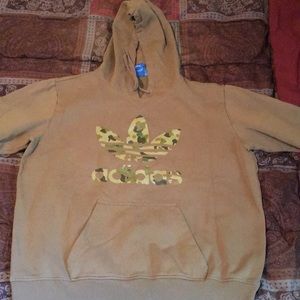 Camo logo adidas sweater
